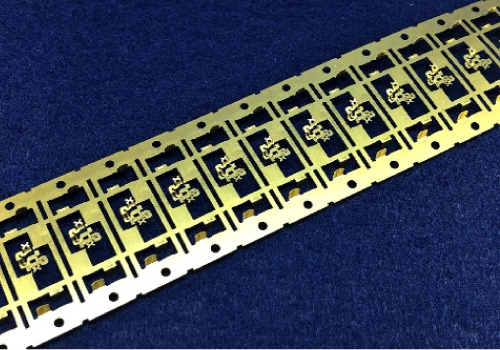 精密順送プレス部品：車載用センサー端子